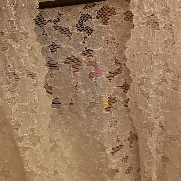 Cute cream colored cardigan - Picture 3 of 4